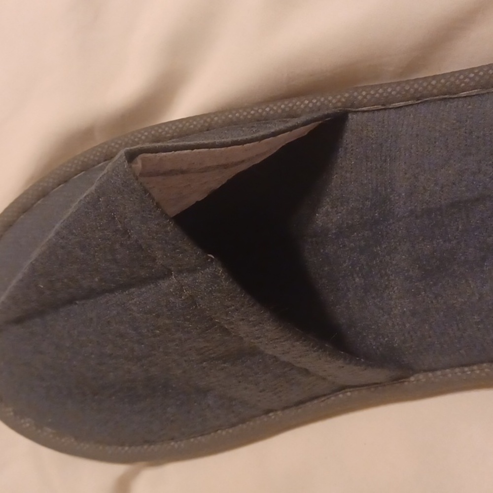 Nwt house slippers  Med And Tee Shirt Lg